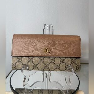 Gucci Brown & Tan House's monogram continental wallet Authentic excellent cond